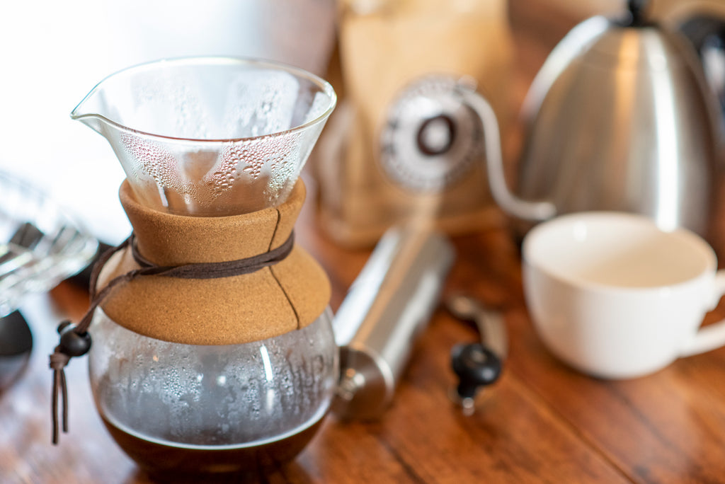 8 steps to brew the perfect pour over coffee